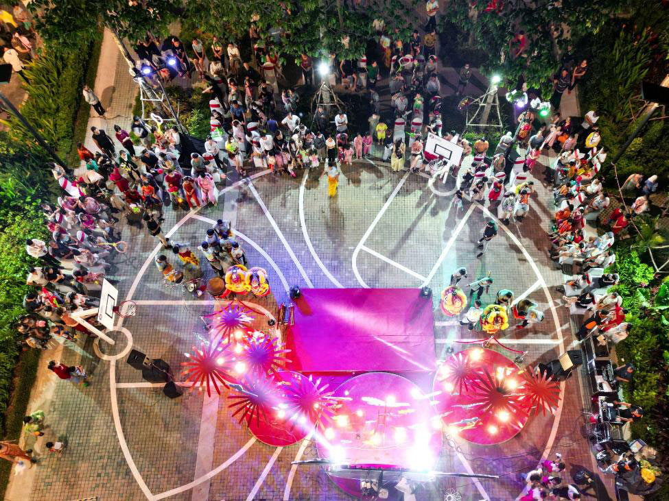 Đêm hội trung thu tại Artisan Park thu hút đông đảo cư dân TPM Bình Dương tham gia