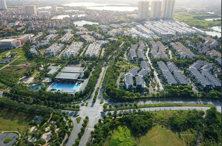 Gamuda City (Hà Nội) là dự án bất động sản đầu tiên của Gamuda tại Việt Nam.
