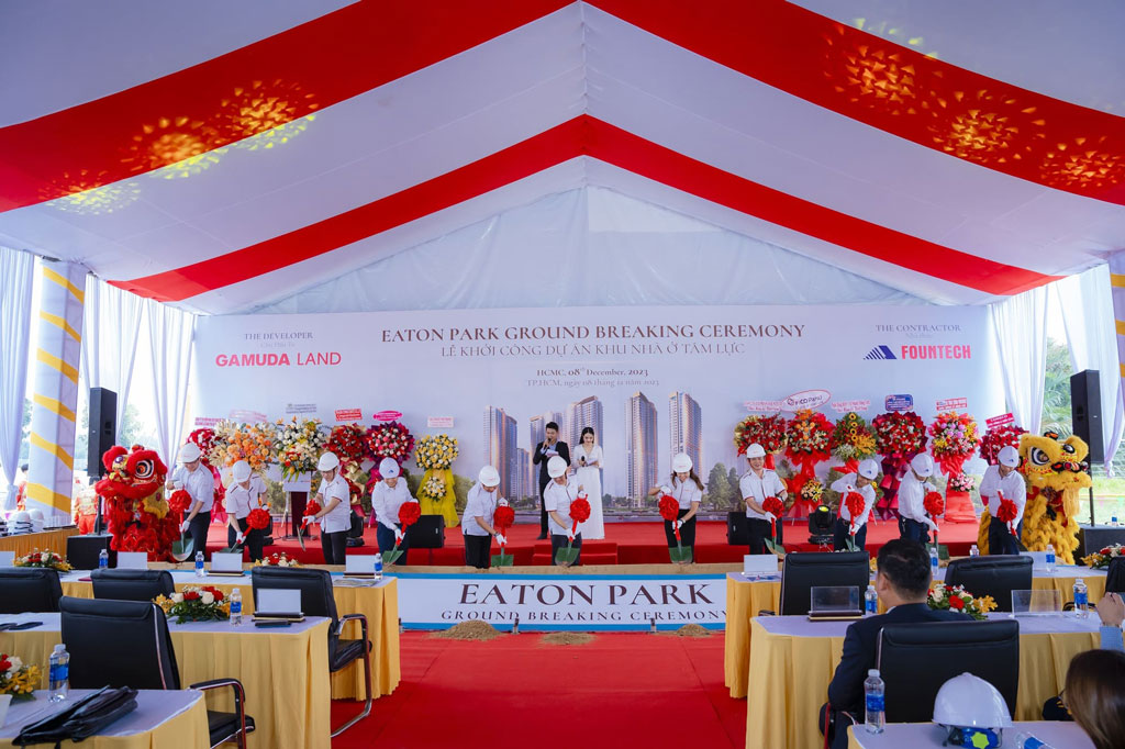Eaton Park Q2 được khởi công xây dựng từ tháng 12/2023, đánh dấu bước mở đầu cho quá trình hình thành một căn hộ hạng sang được nhiều khách hàng trông đợi